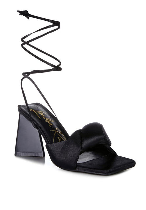 Pristine Knotted Triangular Block Heel Sandals