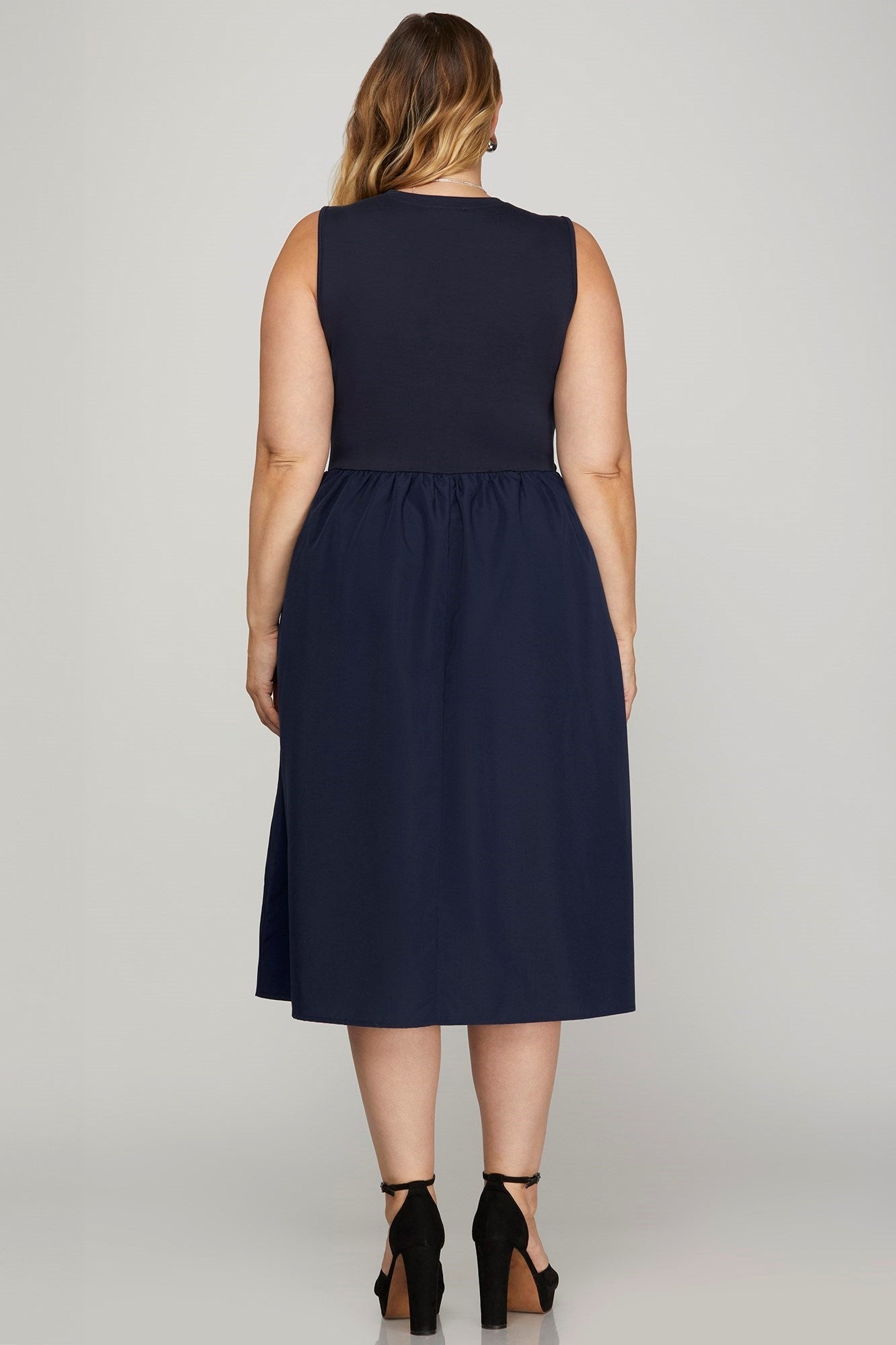 She + Sky Full Size Sleeveless Poplin Woven Midi Dress with Pockets