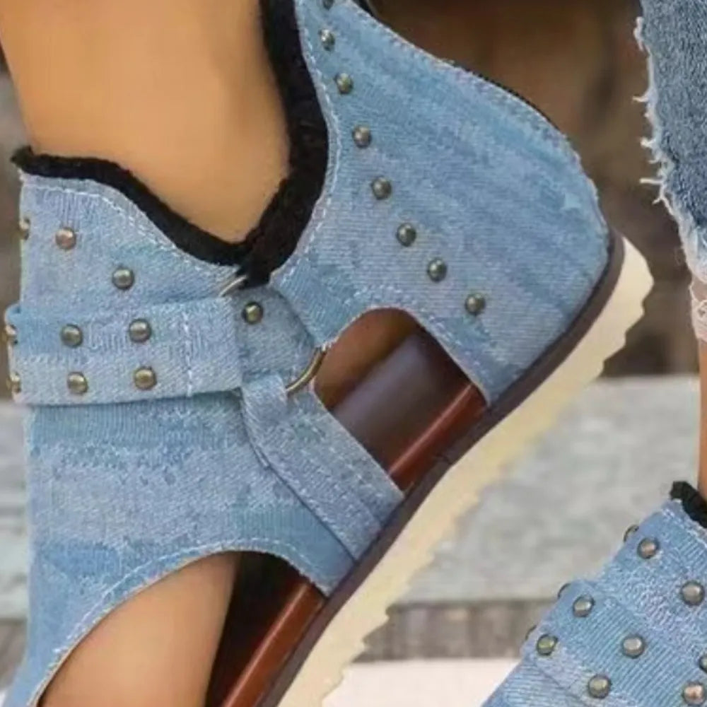 Stylish Open Toe Studded Flat Sandals