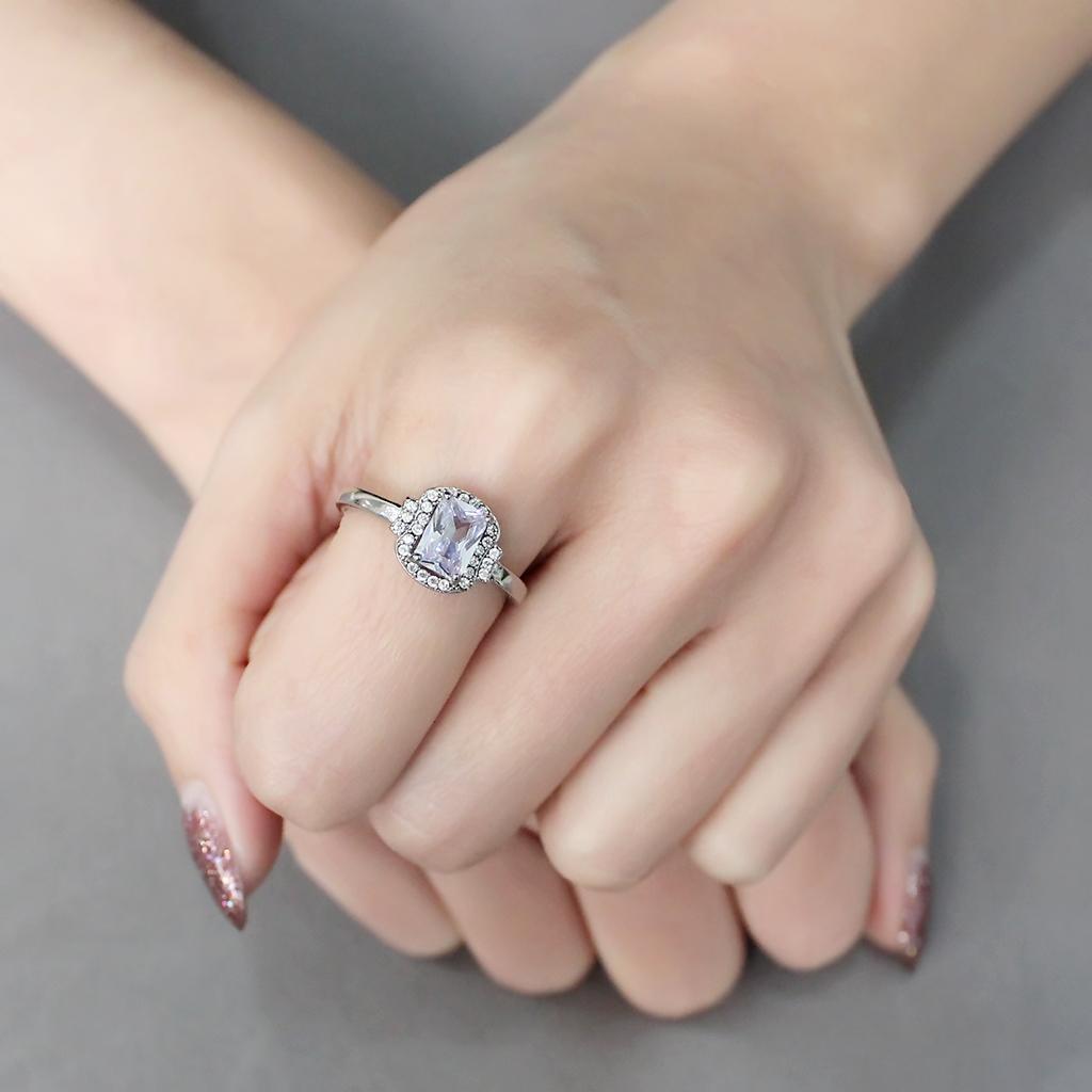 DA246 - High polished (no plating) Stainless Steel Ring with AAA Grade