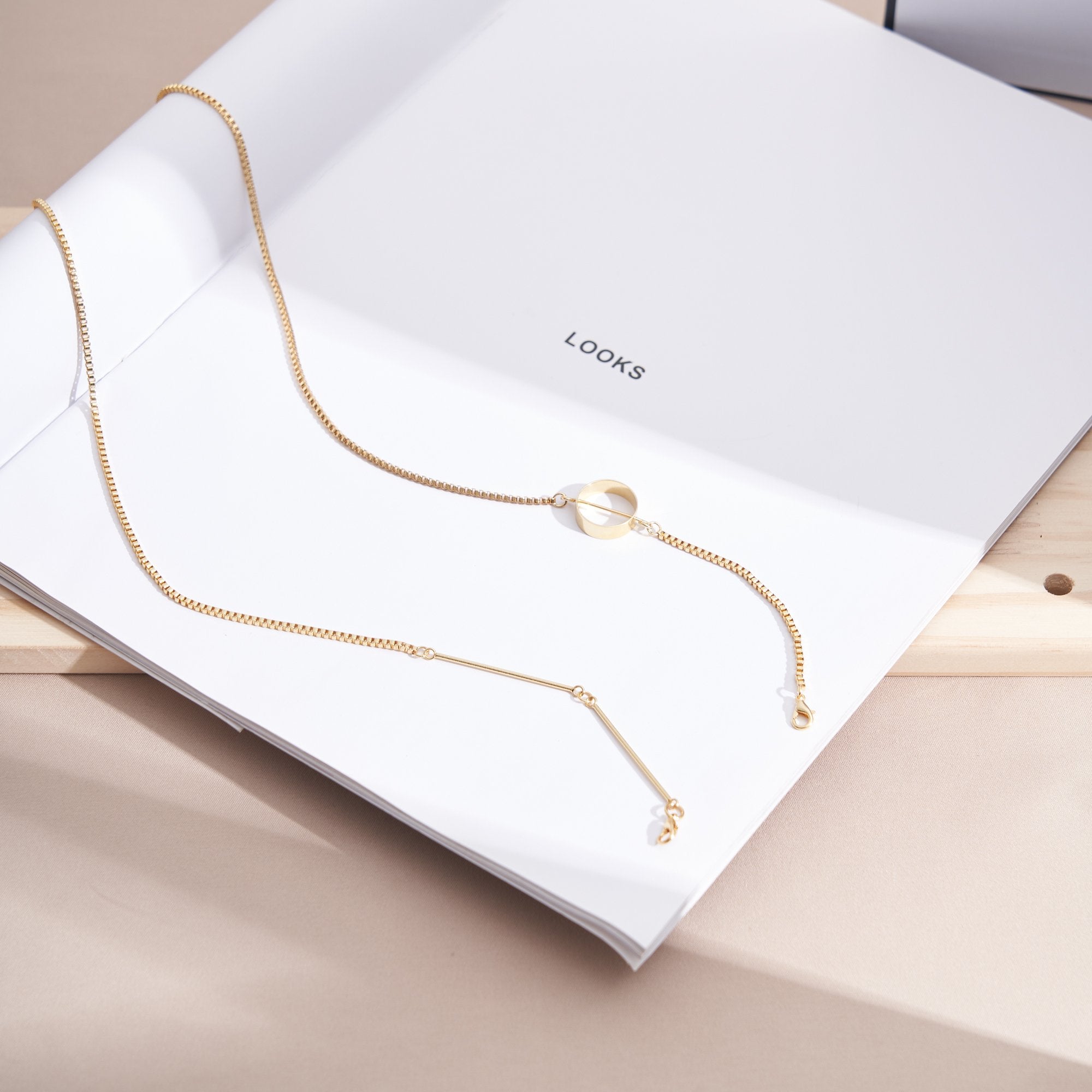 The Ring Sunglass Chain