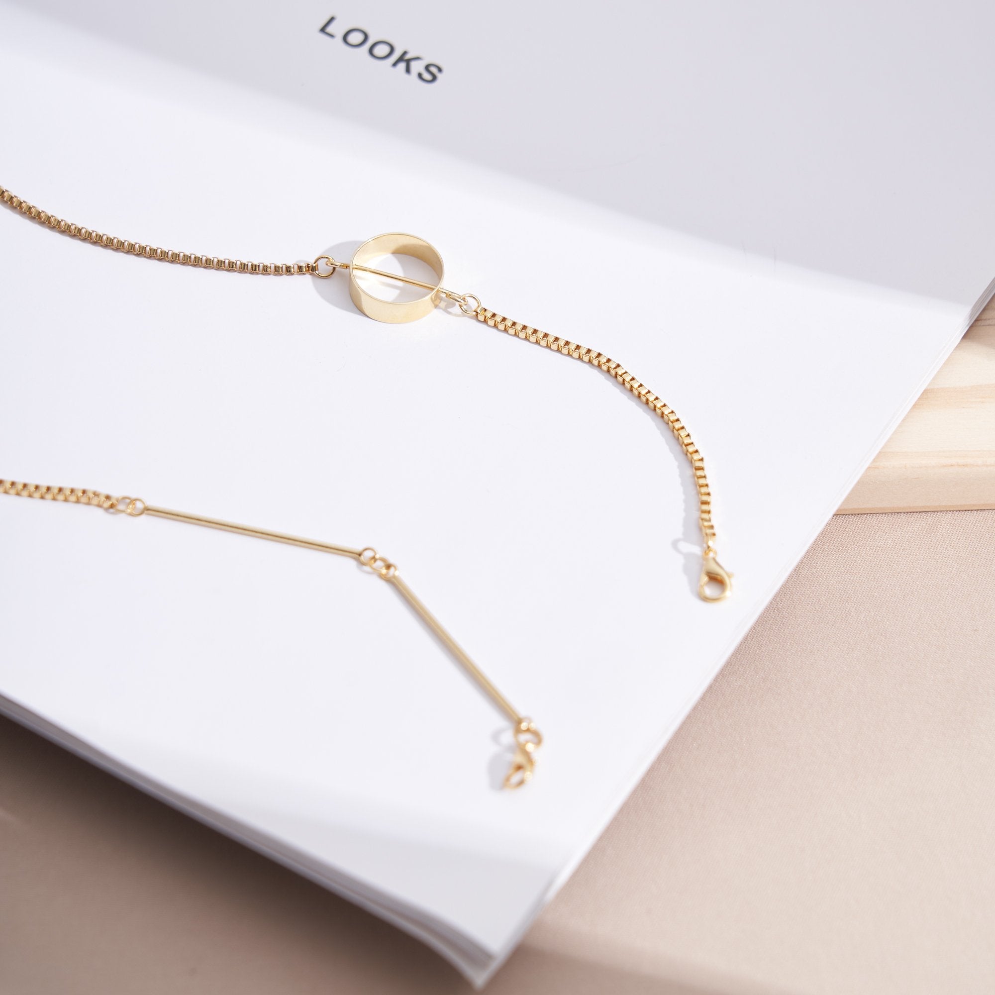 The Ring Sunglass Chain