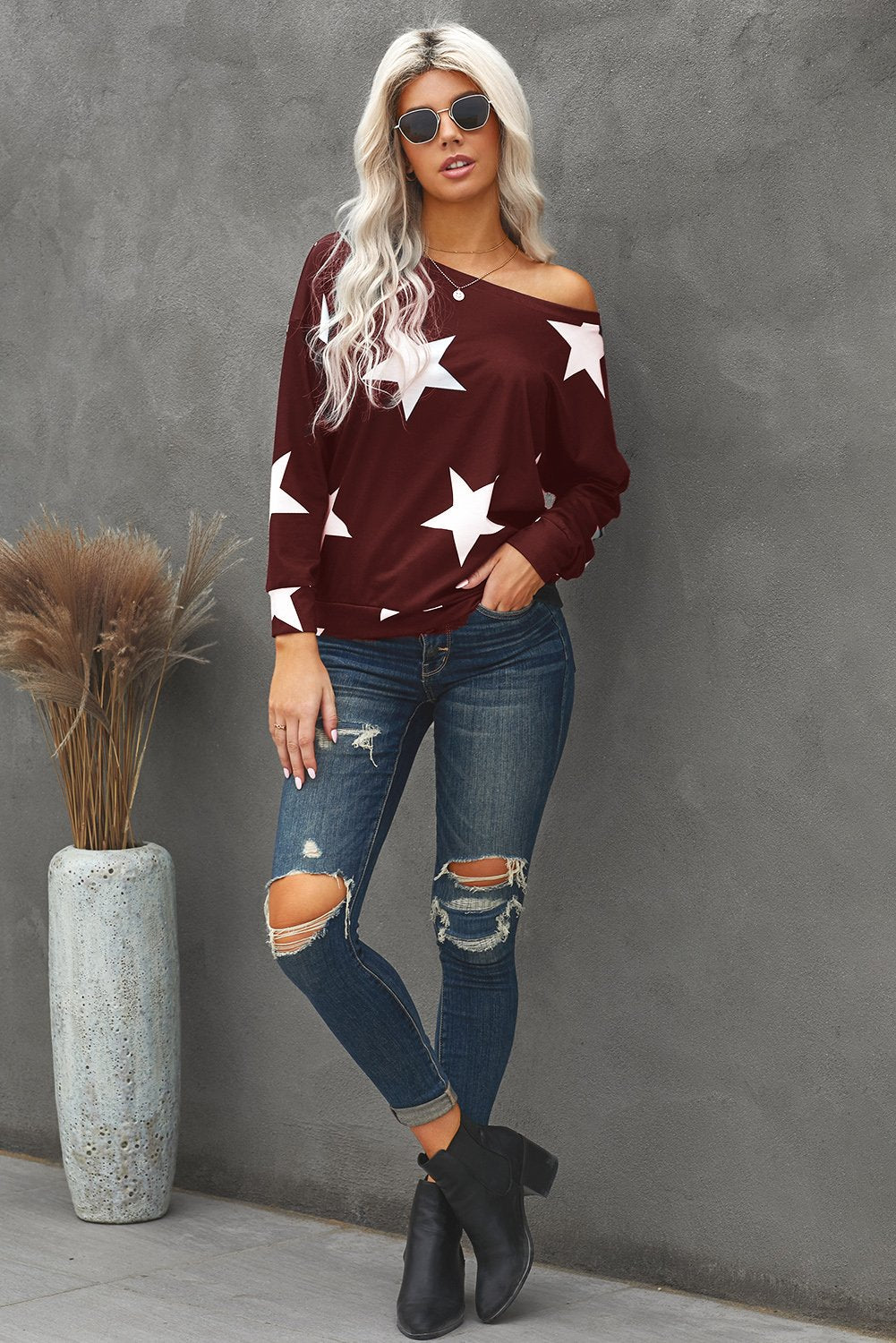 Fashion Five-pointed Star Print Round Neck Black Sweatshirt