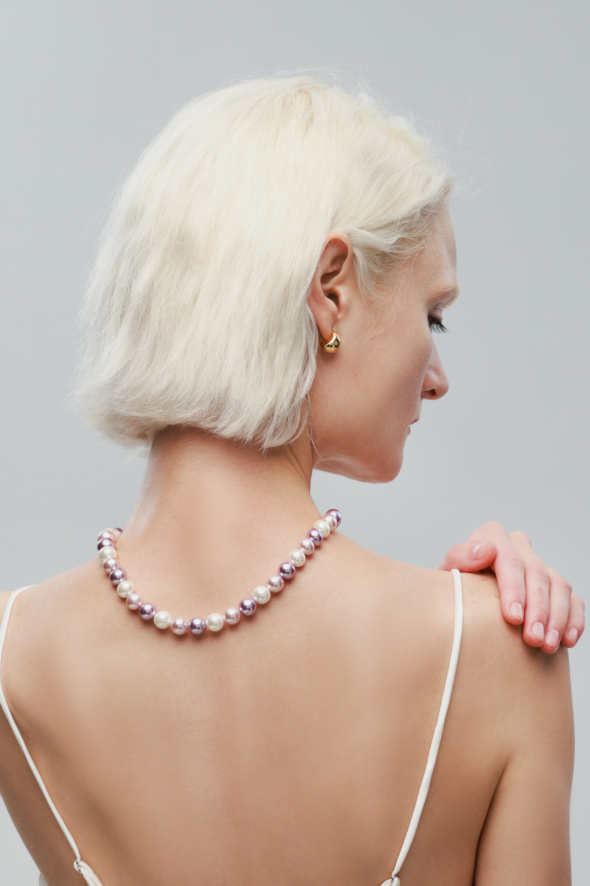 Purple Shell Pearl Necklace with Gem-Encrusted  Carabiner Lock (Small)