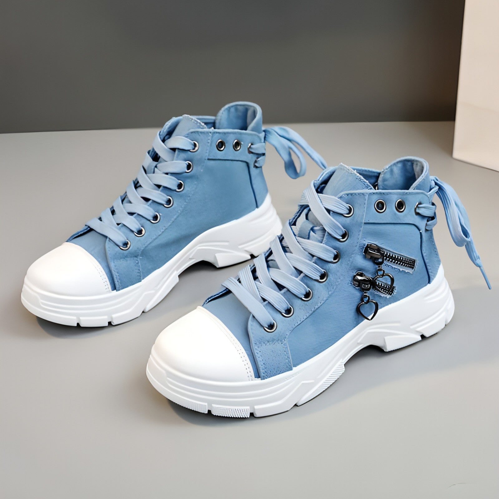 CanvasStep™ – Platform High-Top Sneakers with Zipper Details