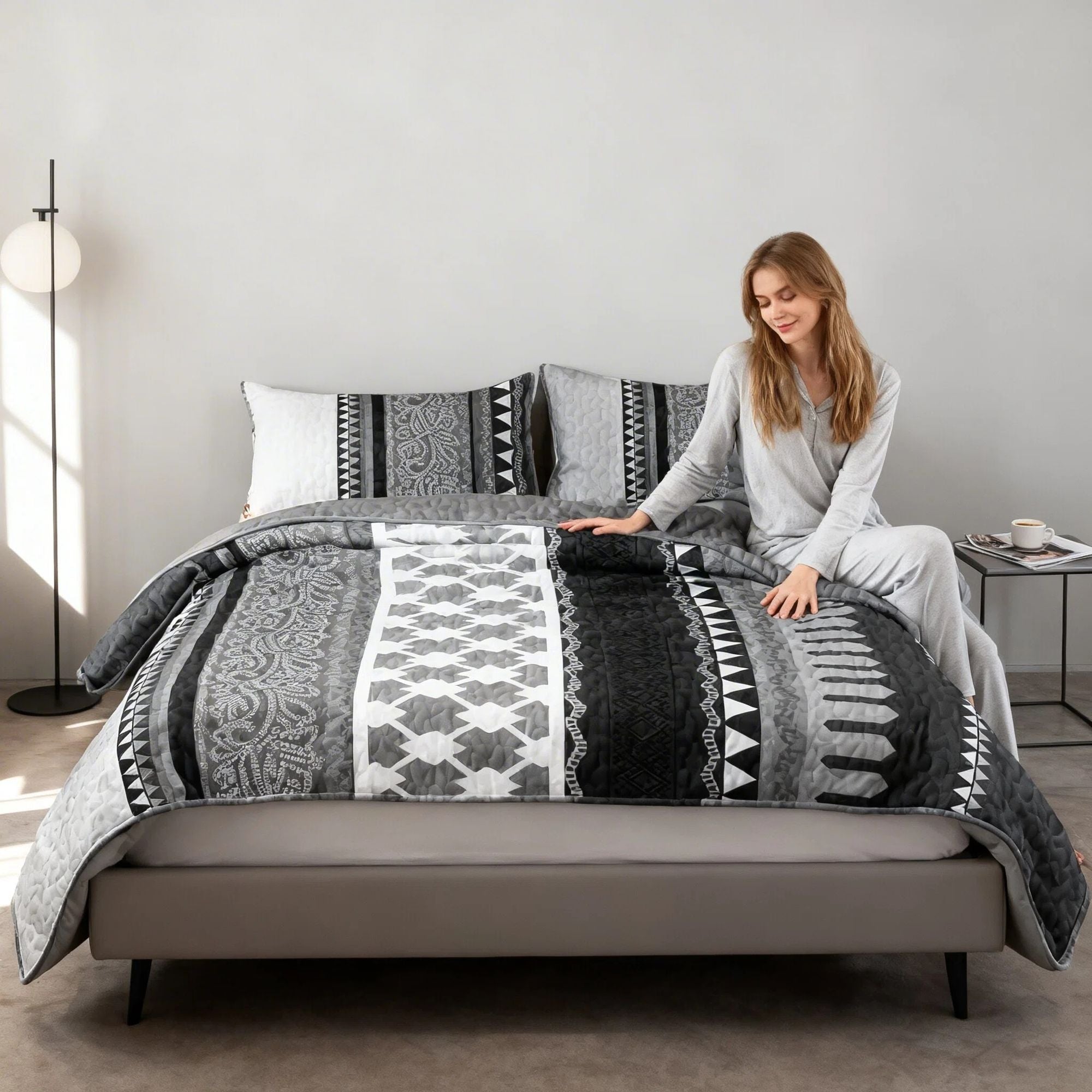 3-Piece Black & White Tribal Pattern Bedding Set (Queen/King/Cal King)