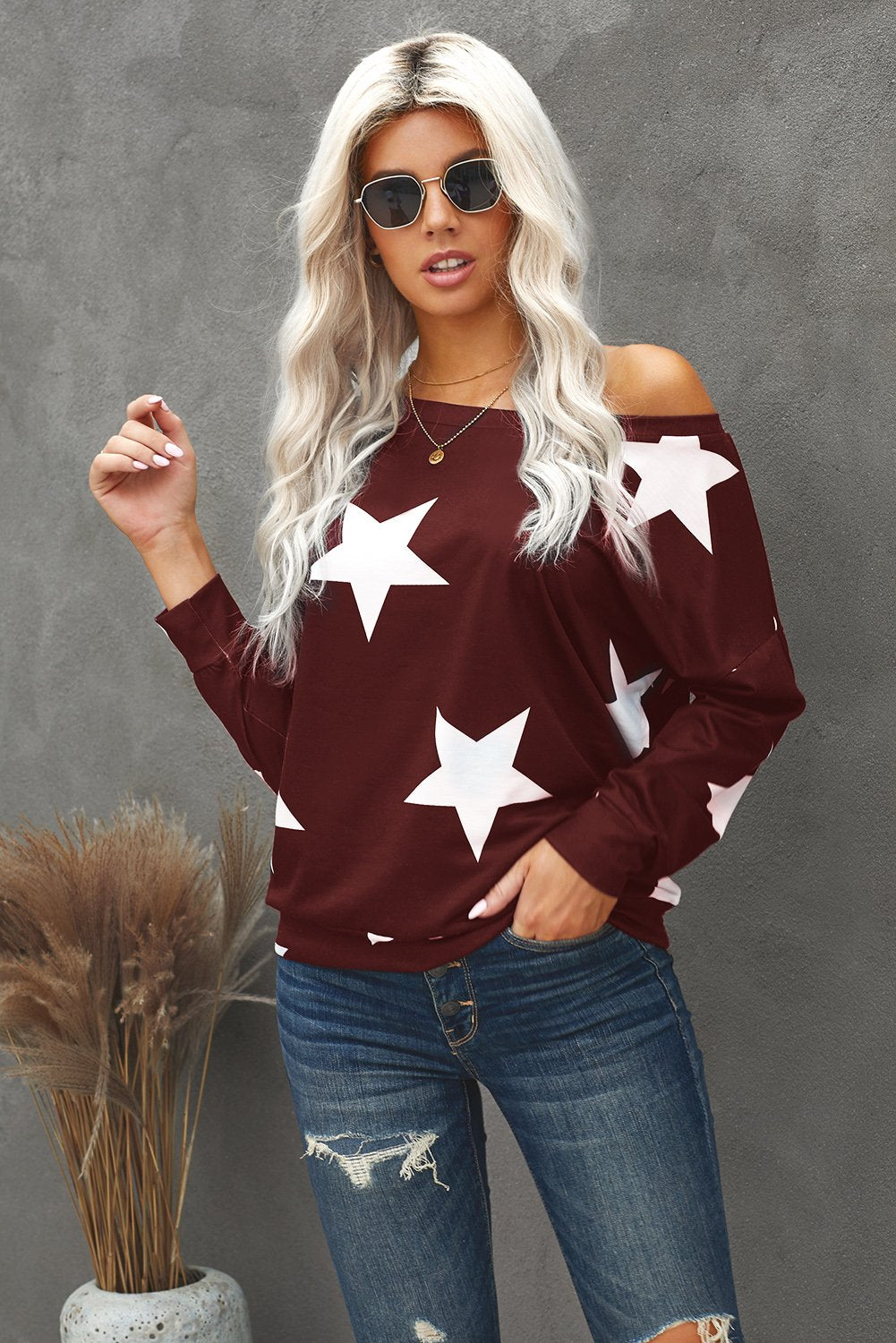 Fashion Five-pointed Star Print Round Neck Black Sweatshirt