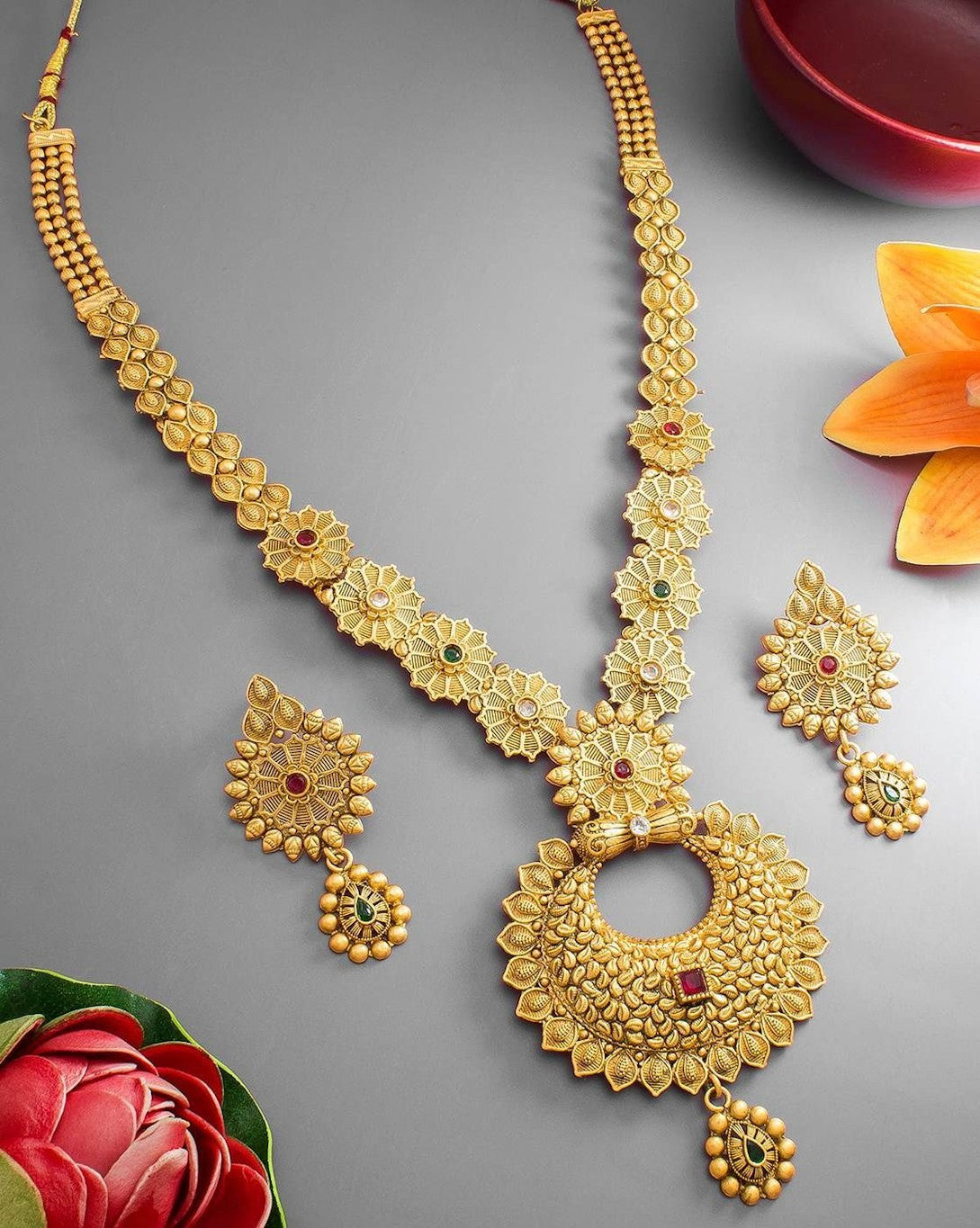 Artificial Stylish Gold Brass red&green Beads Jewellery Set For Women
