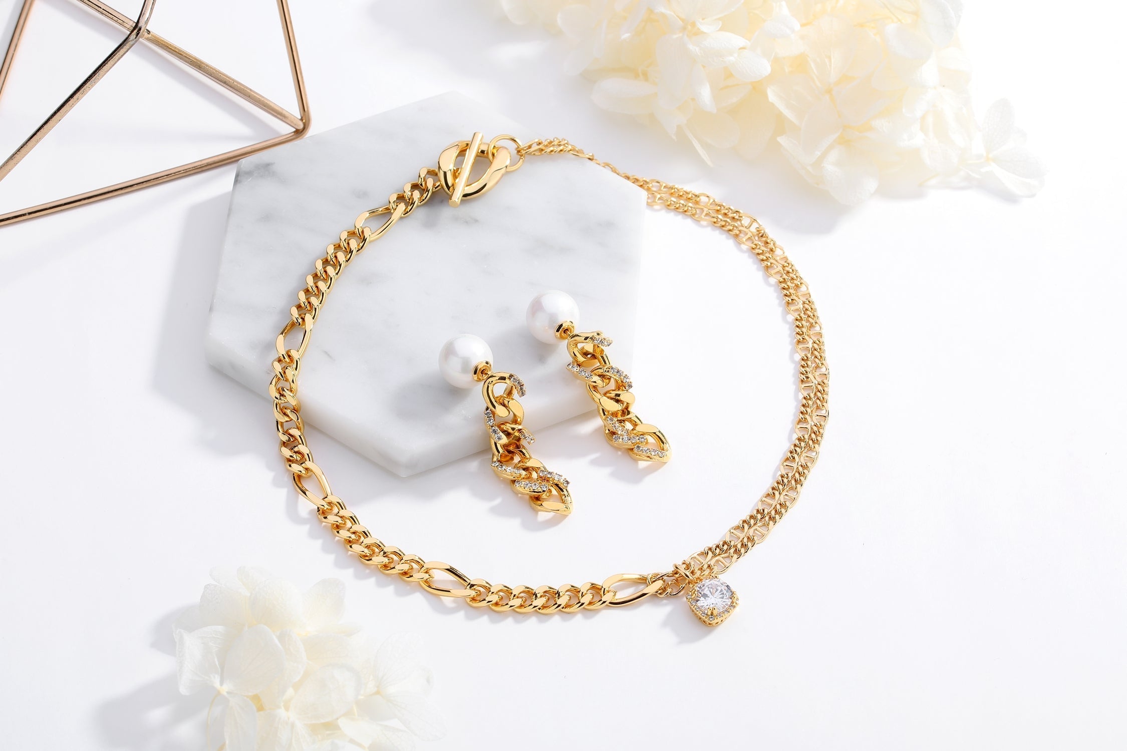 Gold Double Layered Solitaire Zirconia Pendant Necklace