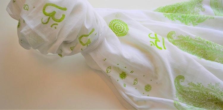 OMSutra Shanti Paisley Shawl