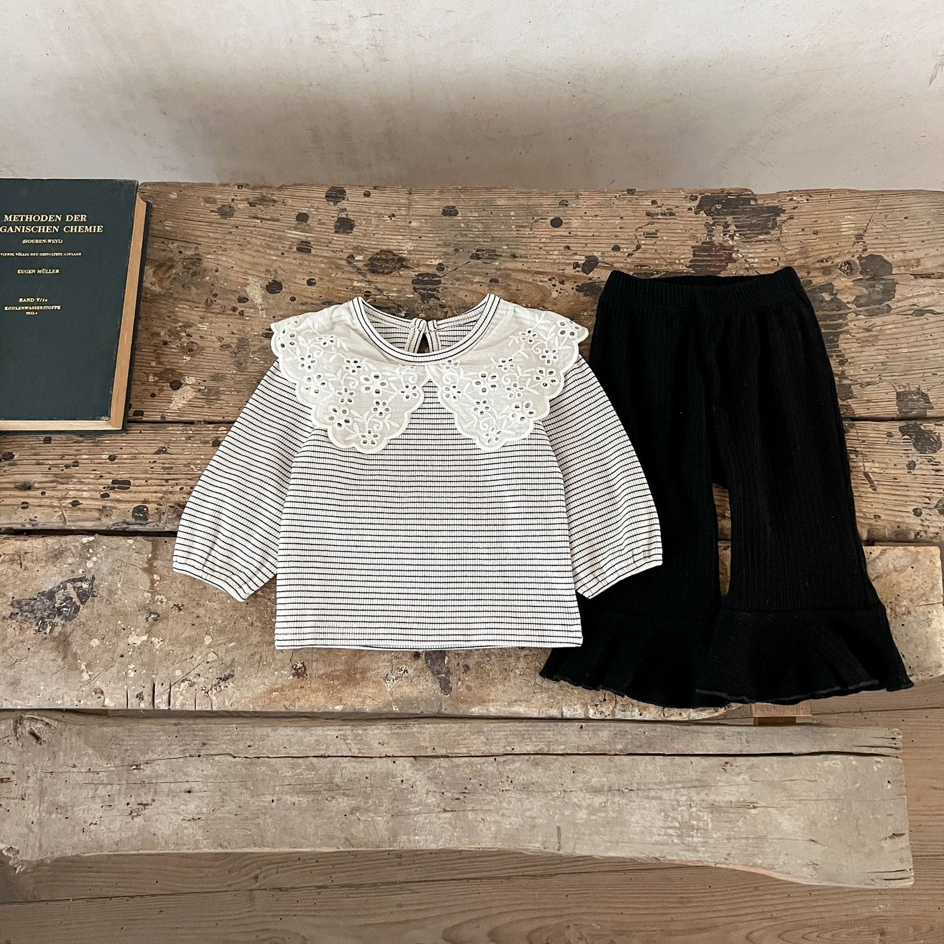 Spring Baby Kids Girls Hollow-Out Collar Top And Flared Pants Clothing