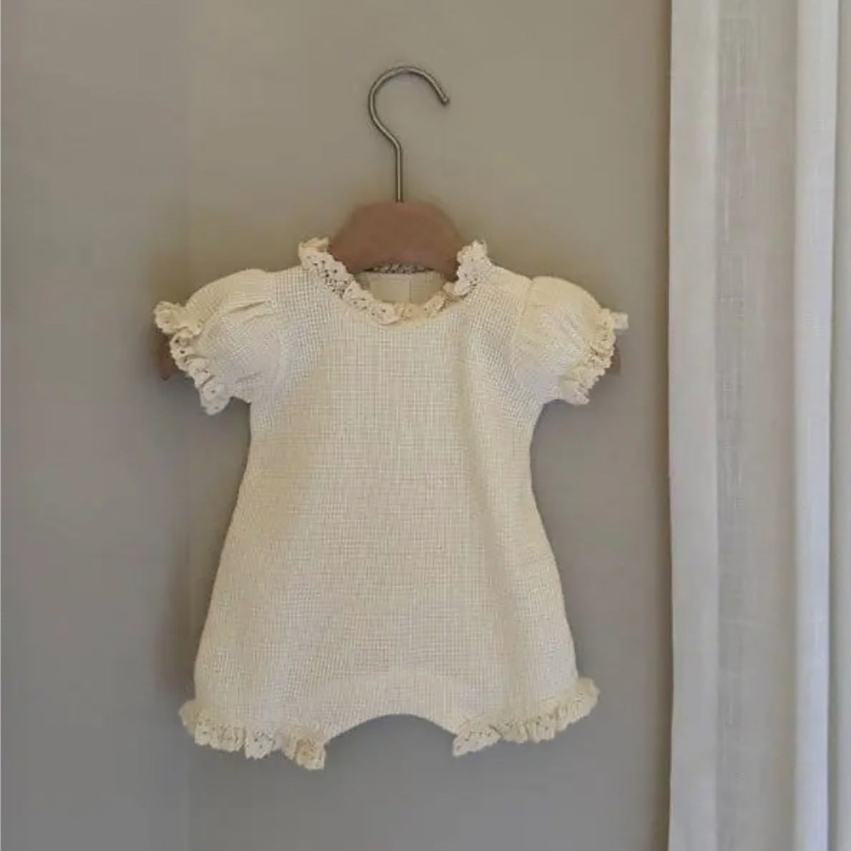 Summer Baby Kids Short Sleeves Plain Rompers, Bib and Hat Clothing Set