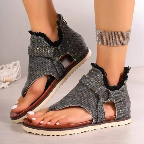 Stylish Open Toe Studded Flat Sandals